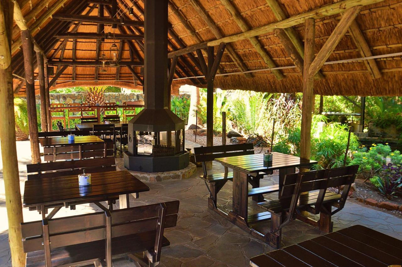 Central Hotel Omaruru Exterior foto
